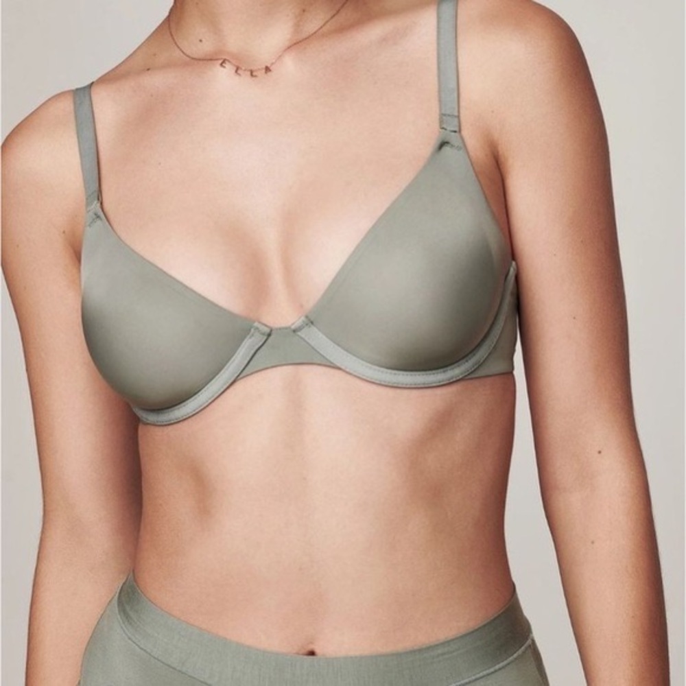 CUUP The Triangle 32C